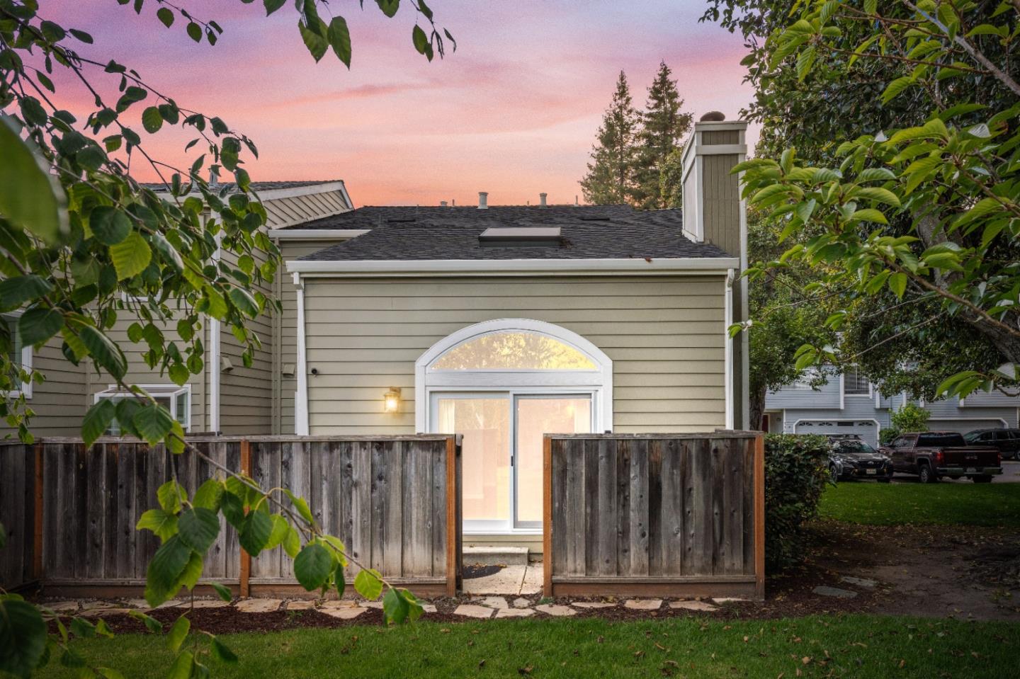 Detail Gallery Image 28 of 34 For 118 Stoney Creek Rd, Santa Cruz,  CA 95060 - 3 Beds | 2/1 Baths