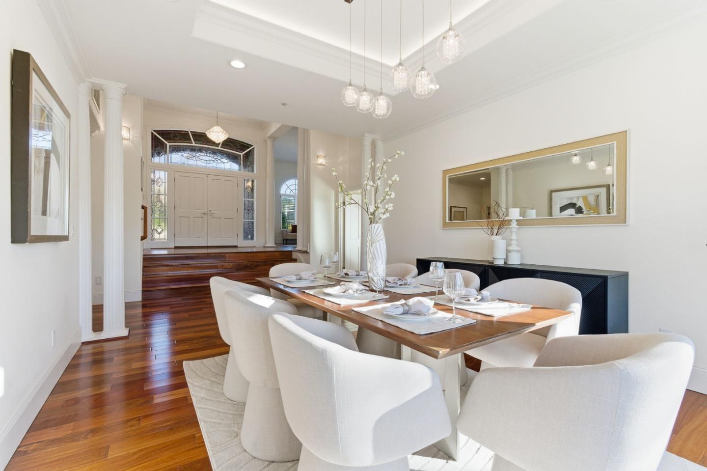 Detail Gallery Image 13 of 70 For 15955 Cerro Vista Ct, Los Gatos,  CA 95032 - 4 Beds | 3/1 Baths