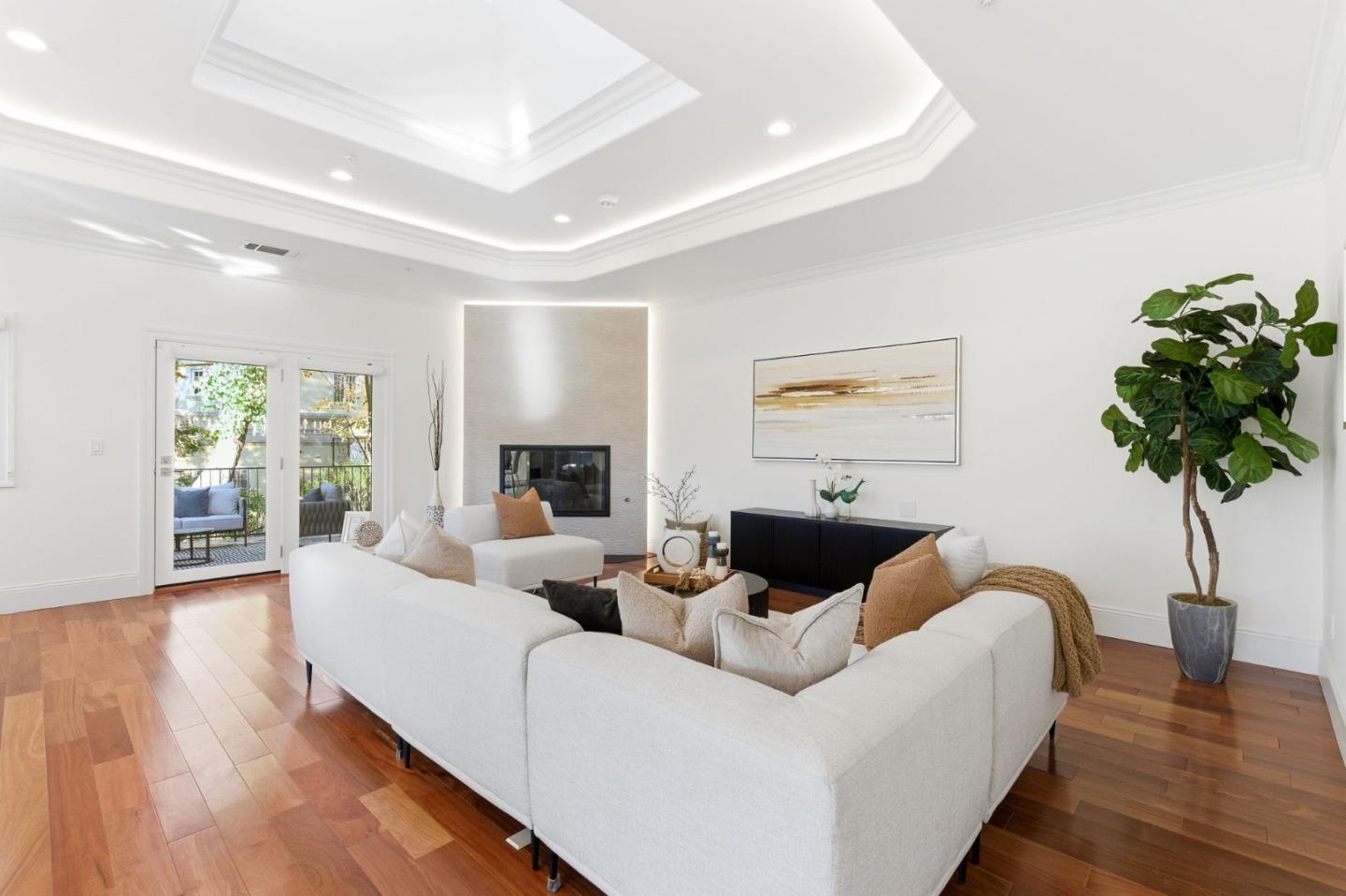 Detail Gallery Image 24 of 70 For 15955 Cerro Vista Ct, Los Gatos,  CA 95032 - 4 Beds | 3/1 Baths