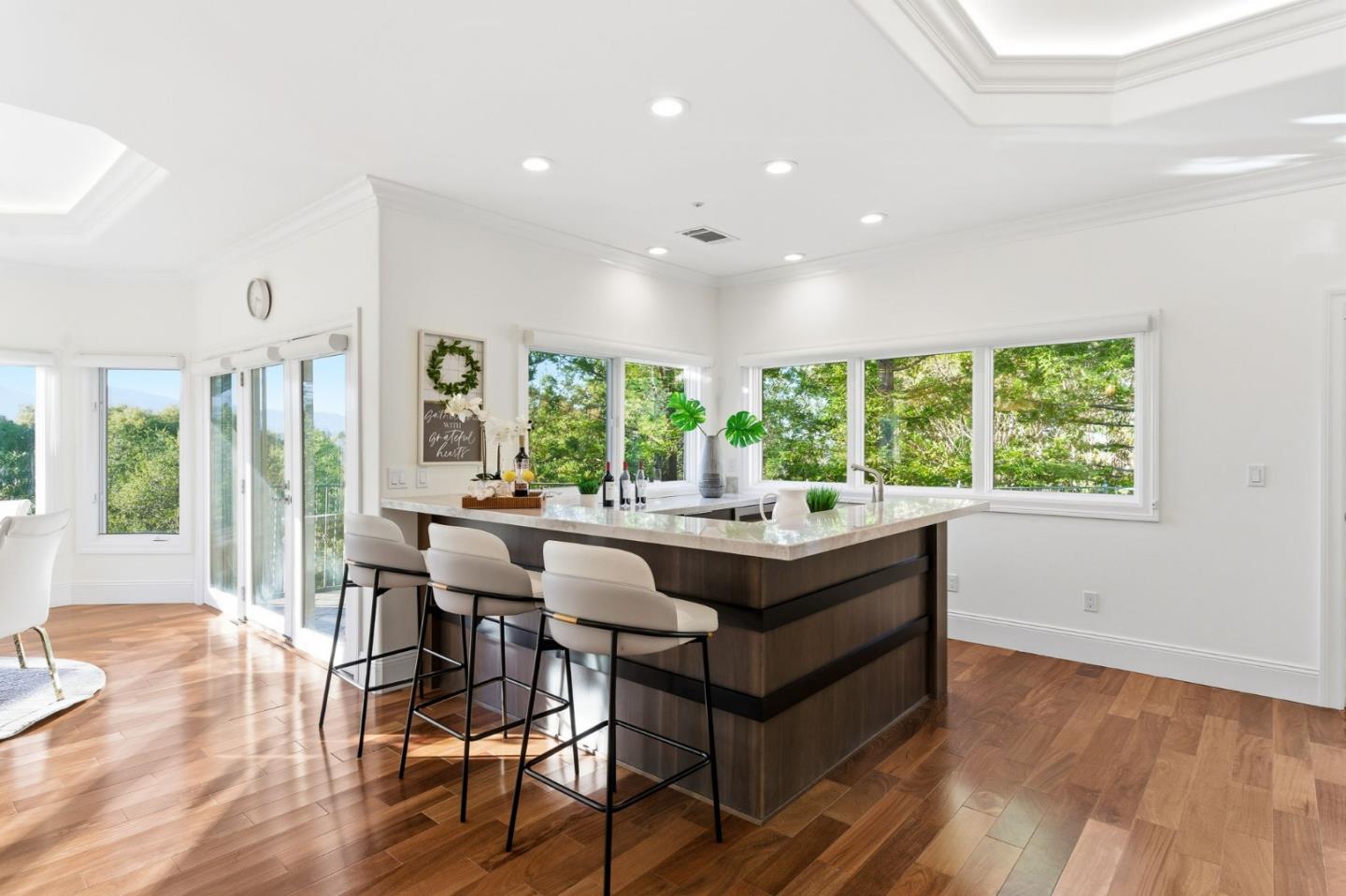 Detail Gallery Image 25 of 70 For 15955 Cerro Vista Ct, Los Gatos,  CA 95032 - 4 Beds | 3/1 Baths