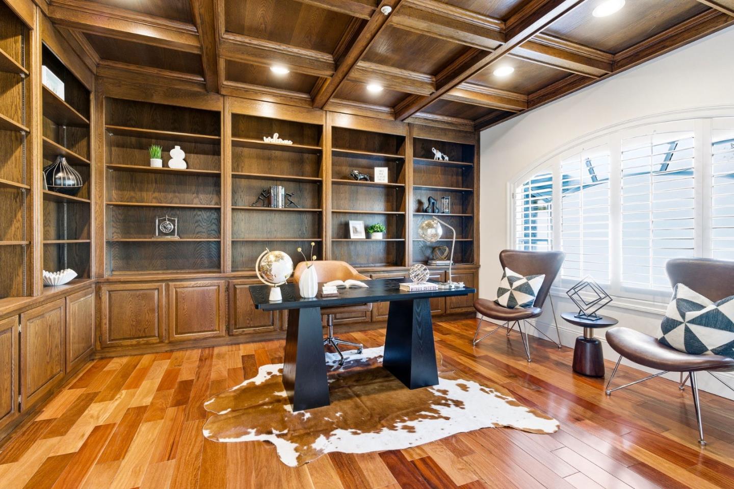 Detail Gallery Image 8 of 70 For 15955 Cerro Vista Ct, Los Gatos,  CA 95032 - 4 Beds | 3/1 Baths