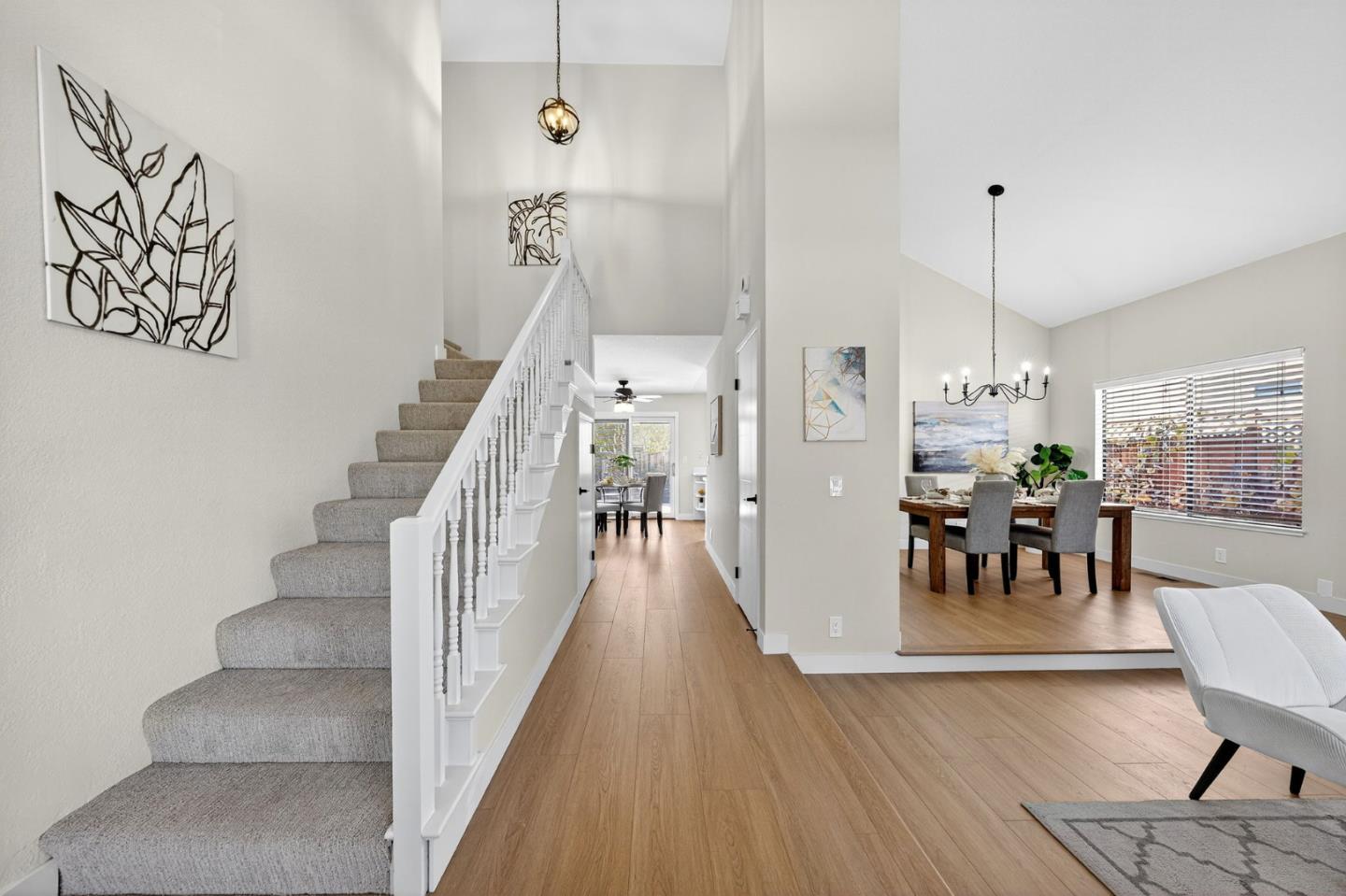 Detail Gallery Image 14 of 36 For 4315 Montmorency Ct, San Jose,  CA 95118 - 4 Beds | 2/1 Baths