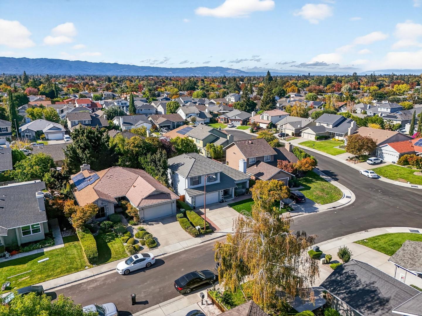 Detail Gallery Image 34 of 36 For 4315 Montmorency Ct, San Jose,  CA 95118 - 4 Beds | 2/1 Baths