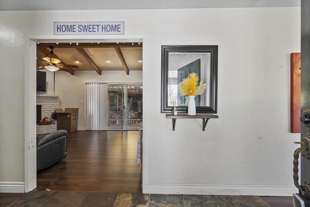 Detail Gallery Image 12 of 55 For 15 Carol Anns Ct, Hollister,  CA 95023 - 4 Beds | 2/1 Baths
