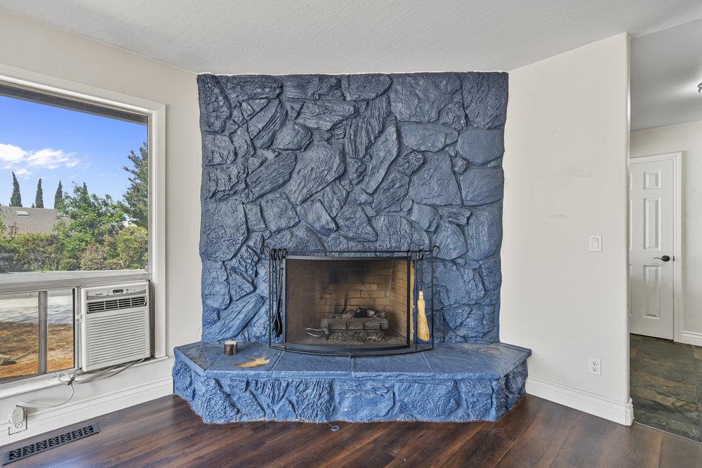 Detail Gallery Image 15 of 55 For 15 Carol Anns Ct, Hollister,  CA 95023 - 4 Beds | 2/1 Baths