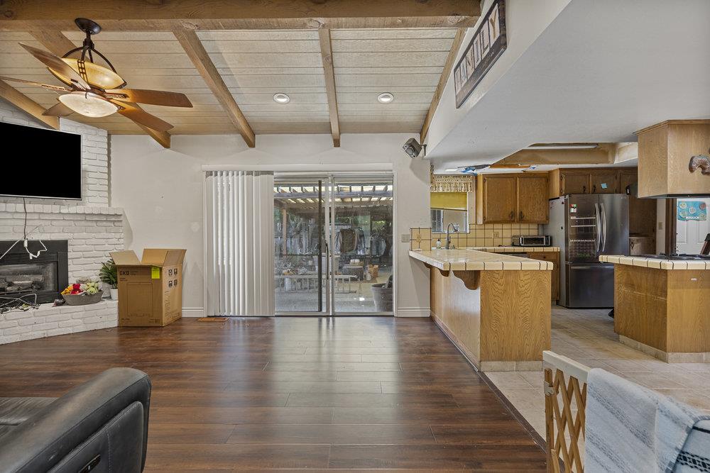 Detail Gallery Image 16 of 55 For 15 Carol Anns Ct, Hollister,  CA 95023 - 4 Beds | 2/1 Baths