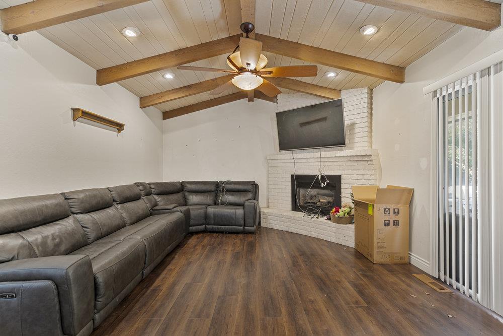 Detail Gallery Image 18 of 55 For 15 Carol Anns Ct, Hollister,  CA 95023 - 4 Beds | 2/1 Baths