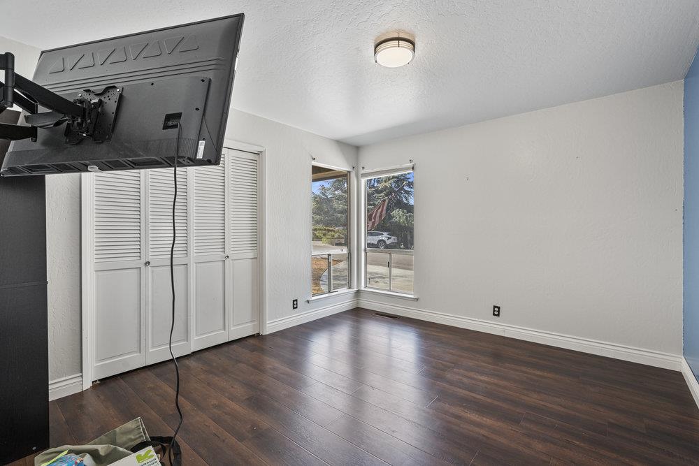 Detail Gallery Image 25 of 55 For 15 Carol Anns Ct, Hollister,  CA 95023 - 4 Beds | 2/1 Baths