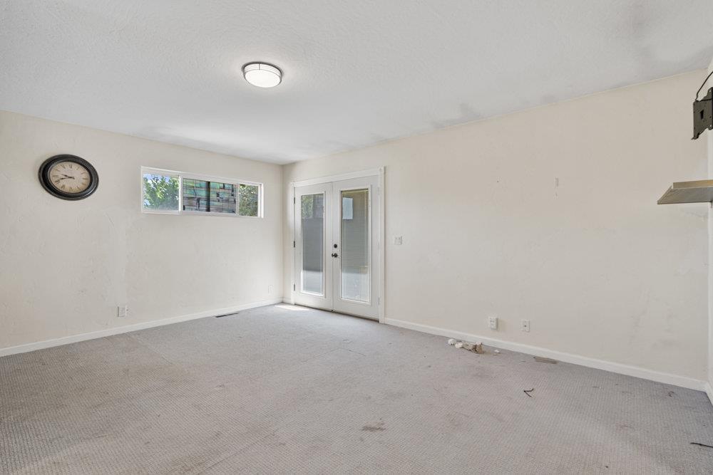 Detail Gallery Image 30 of 55 For 15 Carol Anns Ct, Hollister,  CA 95023 - 4 Beds | 2/1 Baths