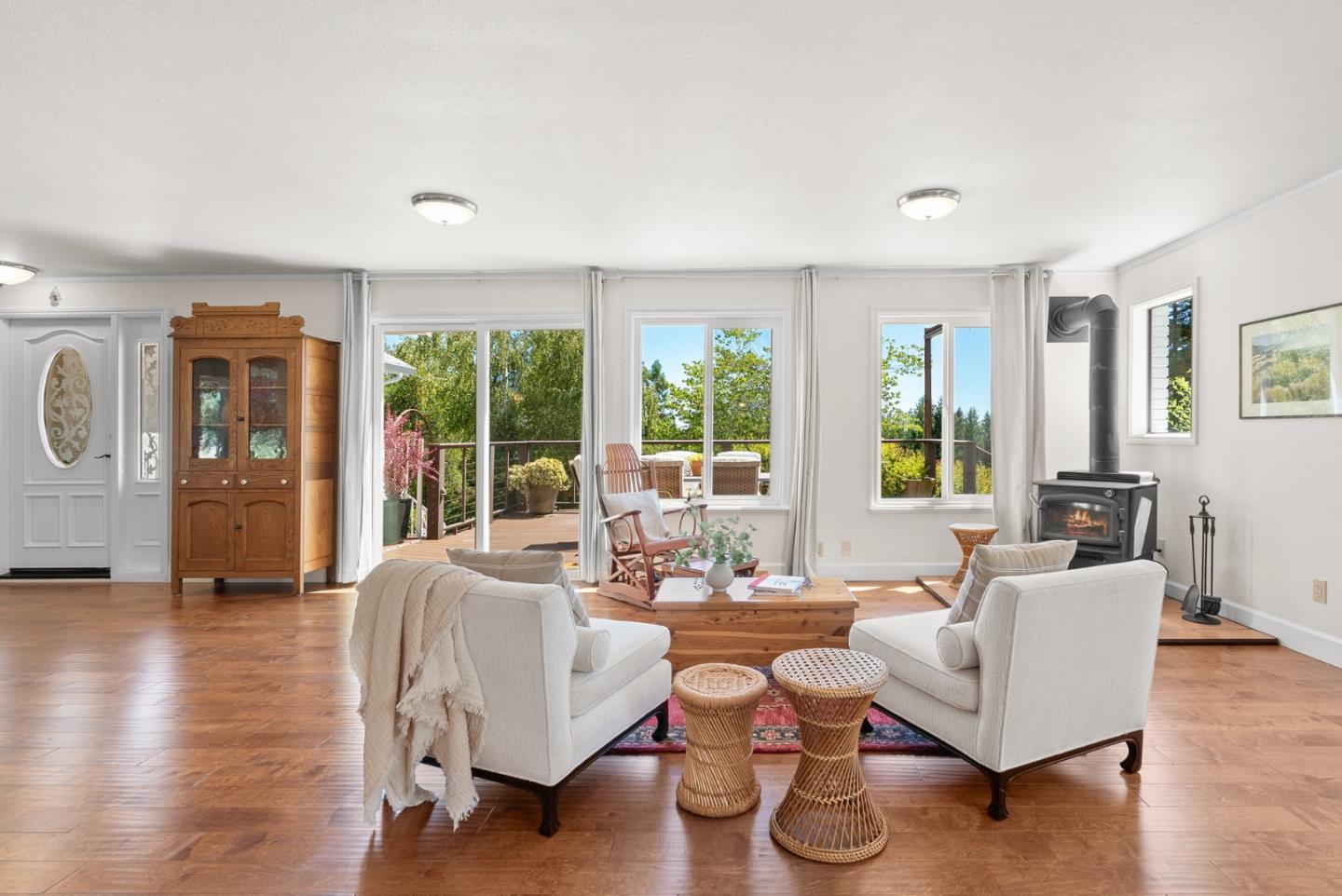 Detail Gallery Image 10 of 136 For 7919 Empire Grade, Santa Cruz,  CA 95060 - 7 Beds | 6/2 Baths