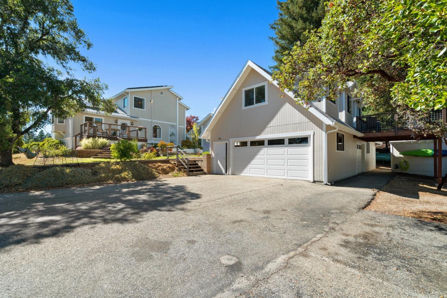 Detail Gallery Image 117 of 136 For 7919 Empire Grade, Santa Cruz,  CA 95060 - 7 Beds | 6/2 Baths