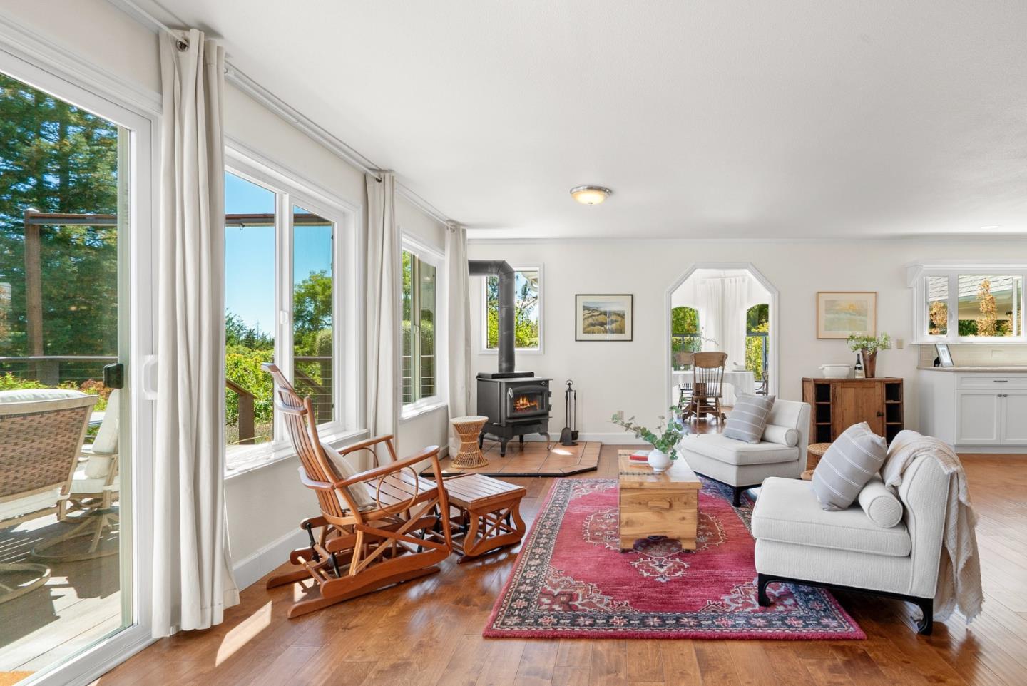 Detail Gallery Image 12 of 136 For 7919 Empire Grade, Santa Cruz,  CA 95060 - 7 Beds | 6/2 Baths