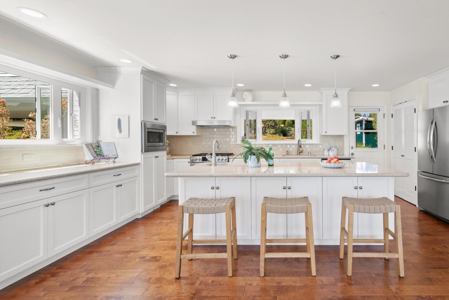 Detail Gallery Image 14 of 136 For 7919 Empire Grade, Santa Cruz,  CA 95060 - 7 Beds | 6/2 Baths