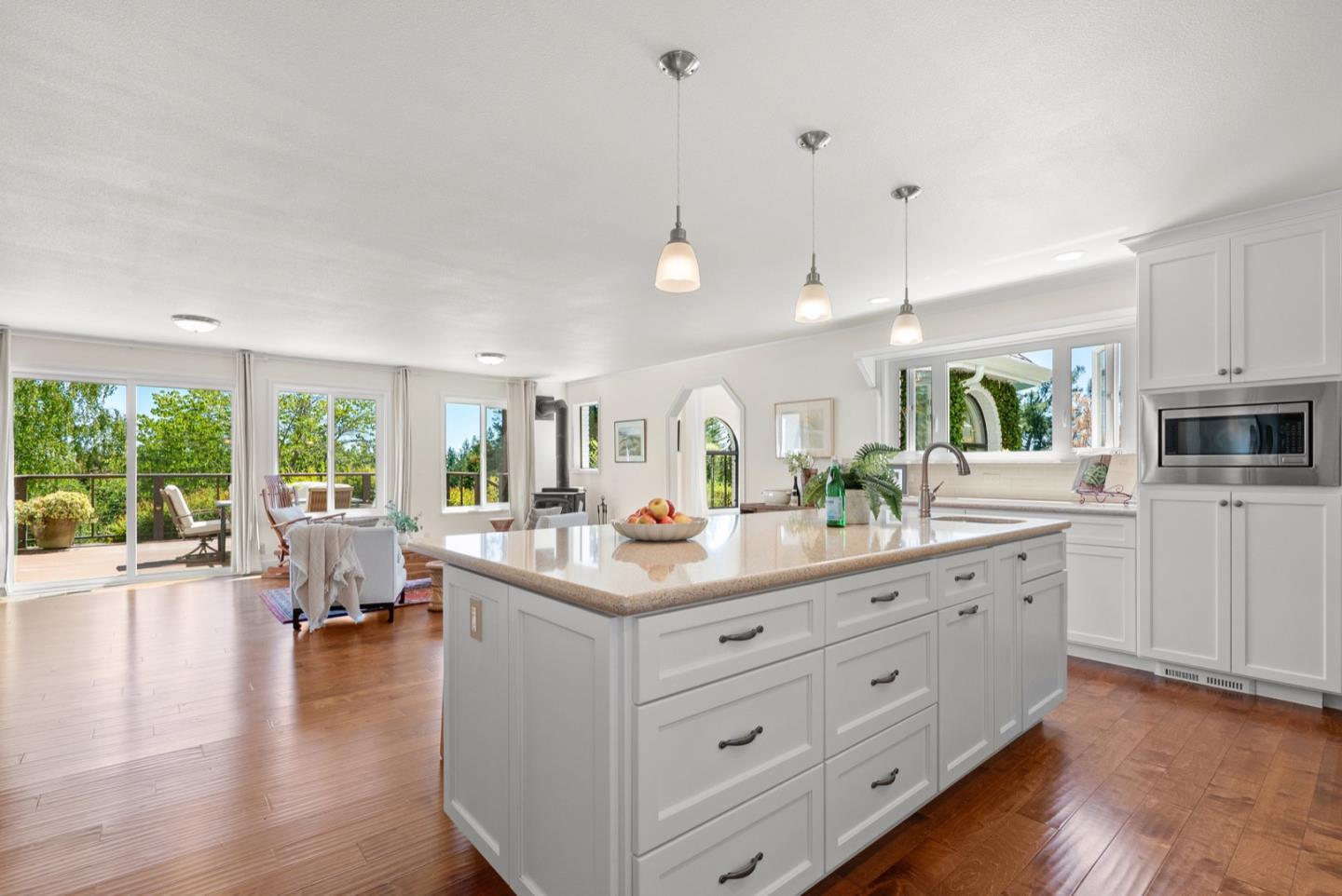 Detail Gallery Image 15 of 136 For 7919 Empire Grade, Santa Cruz,  CA 95060 - 7 Beds | 6/2 Baths