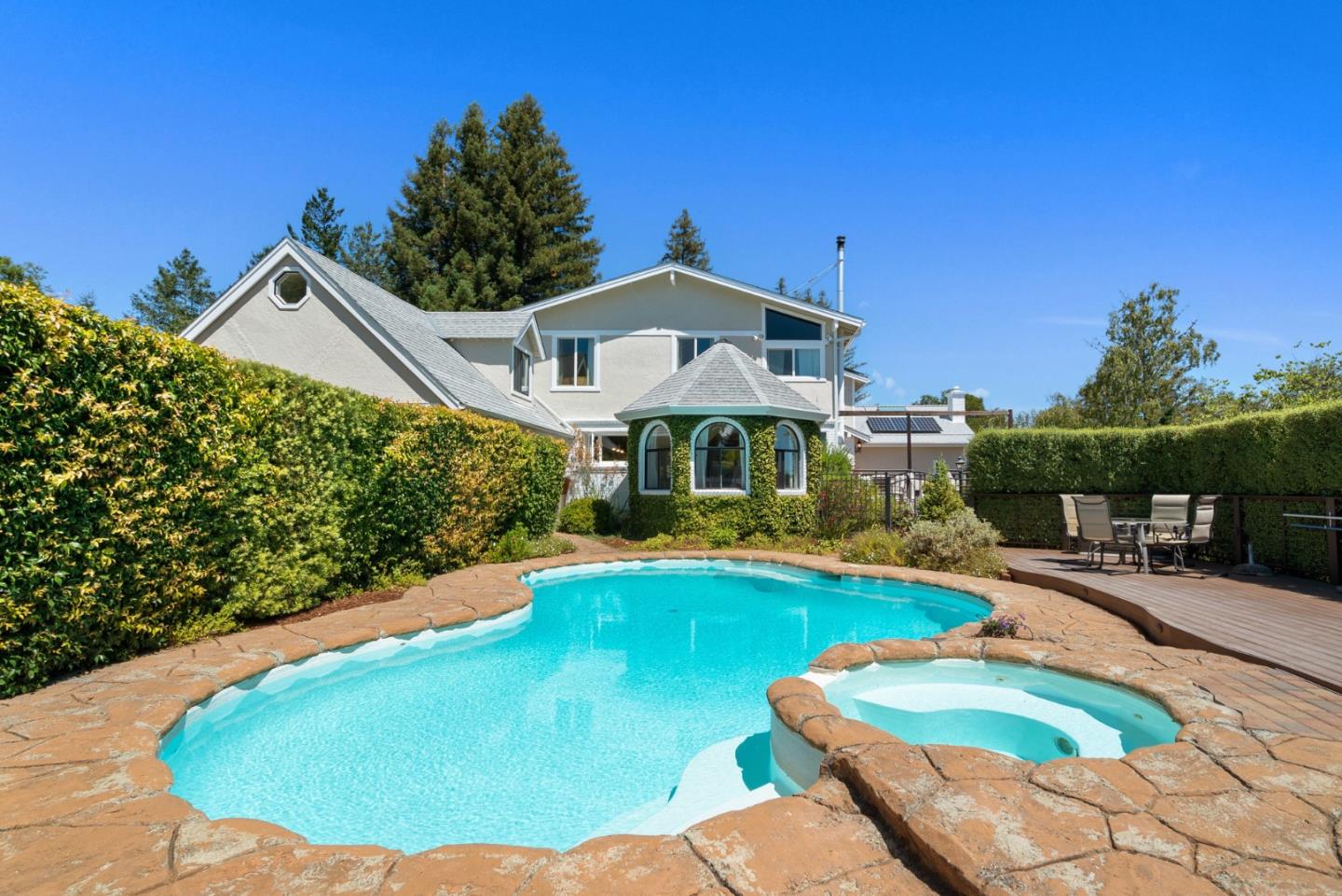 Detail Gallery Image 3 of 136 For 7919 Empire Grade, Santa Cruz,  CA 95060 - 7 Beds | 6/2 Baths