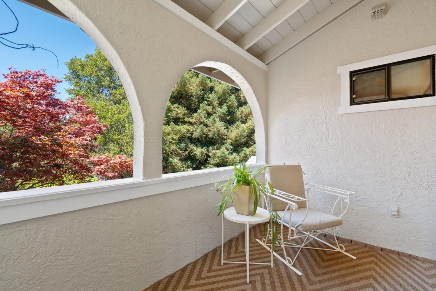 Detail Gallery Image 32 of 136 For 7919 Empire Grade, Santa Cruz,  CA 95060 - 7 Beds | 6/2 Baths