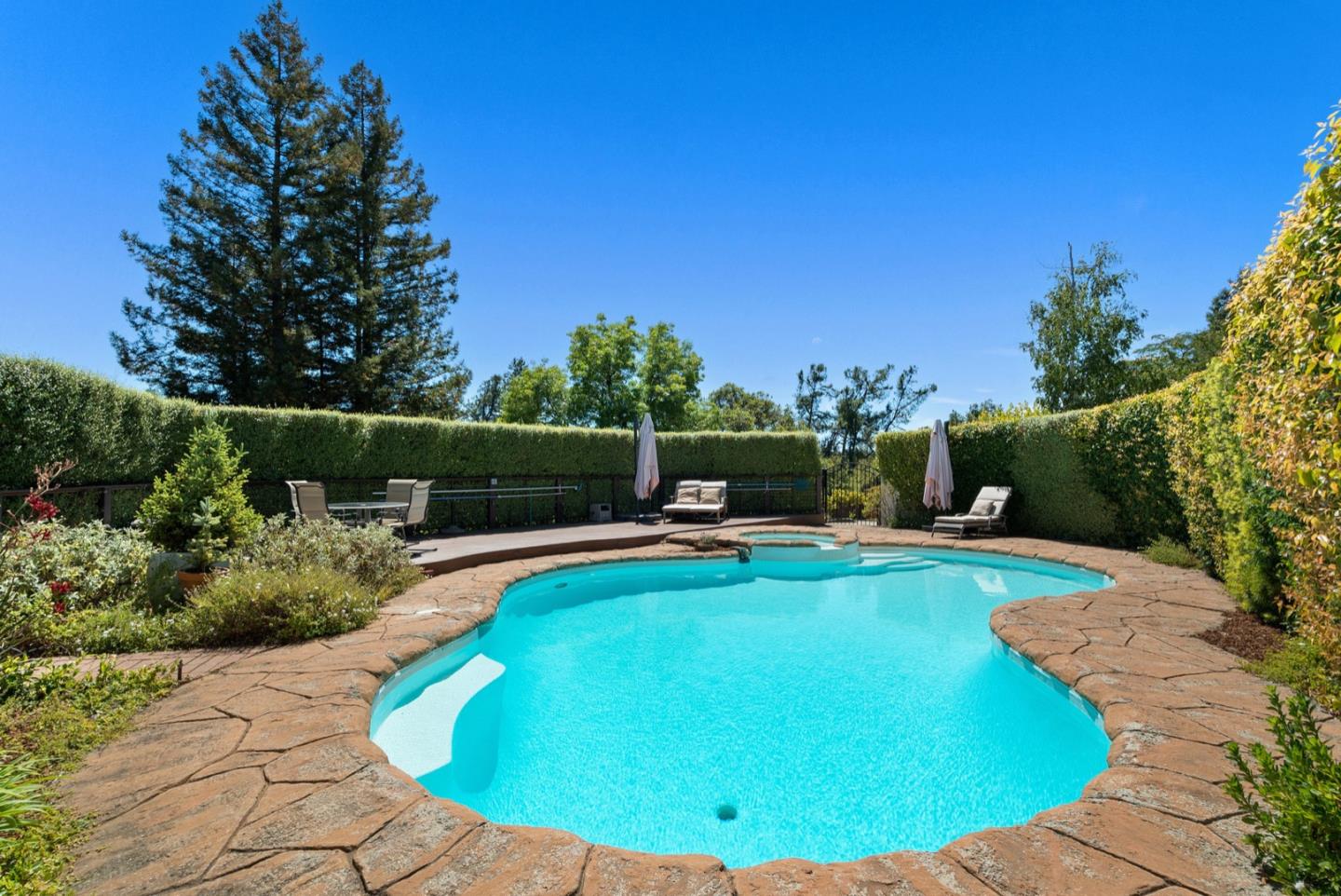 Detail Gallery Image 4 of 136 For 7919 Empire Grade, Santa Cruz,  CA 95060 - 7 Beds | 6/2 Baths