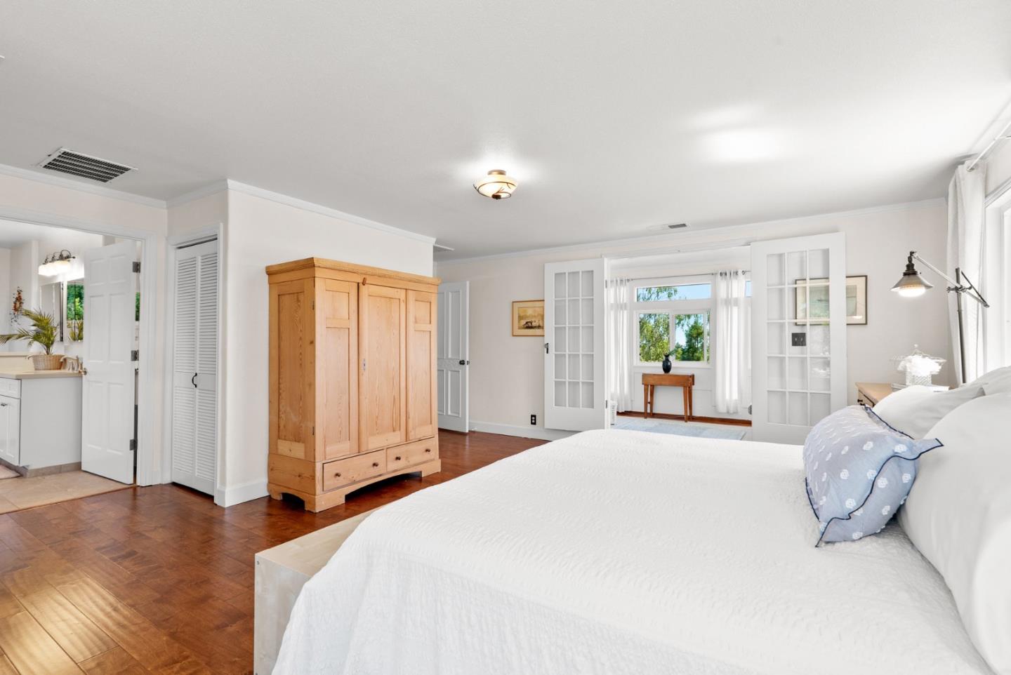 Detail Gallery Image 40 of 136 For 7919 Empire Grade, Santa Cruz,  CA 95060 - 7 Beds | 6/2 Baths