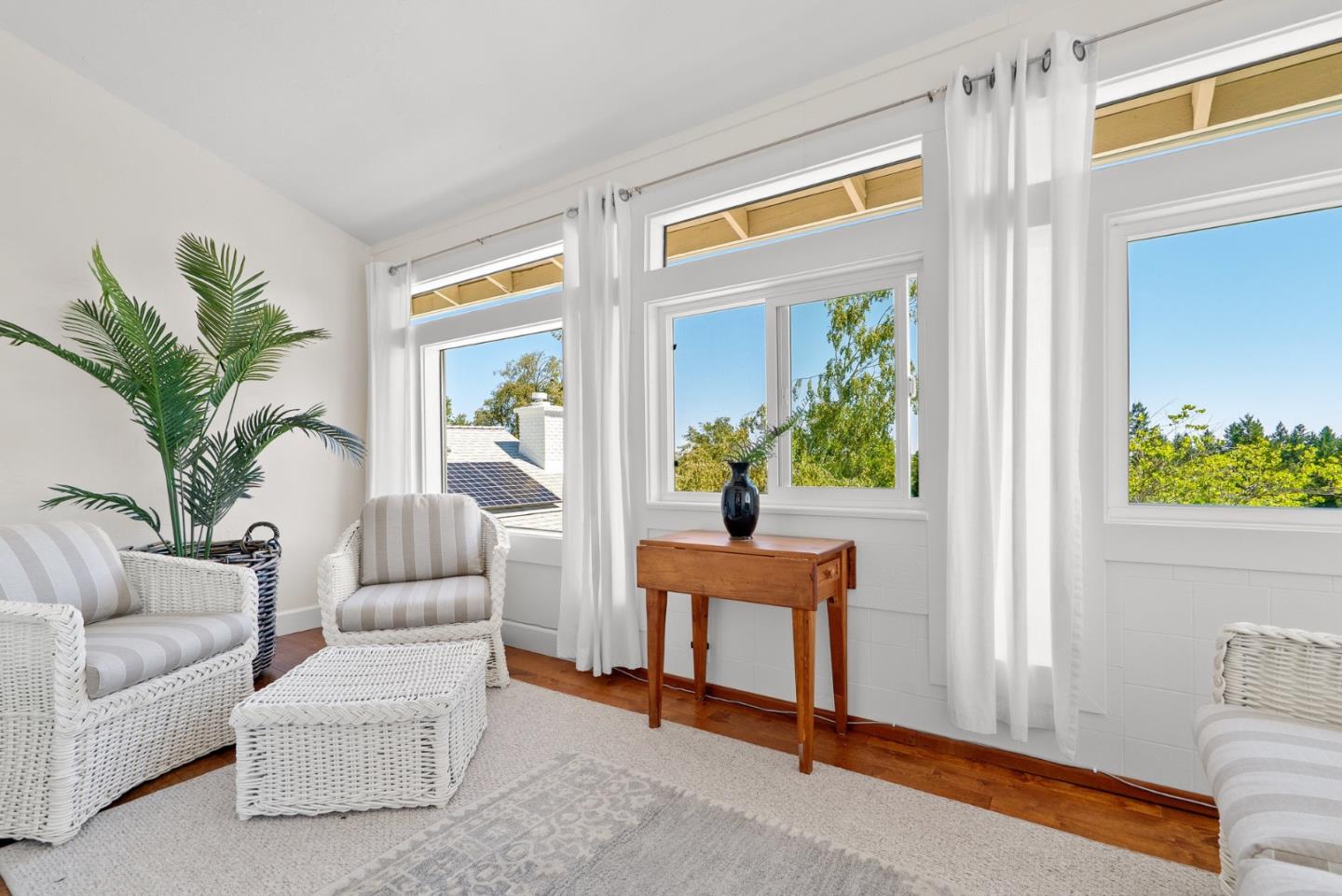 Detail Gallery Image 41 of 136 For 7919 Empire Grade, Santa Cruz,  CA 95060 - 7 Beds | 6/2 Baths