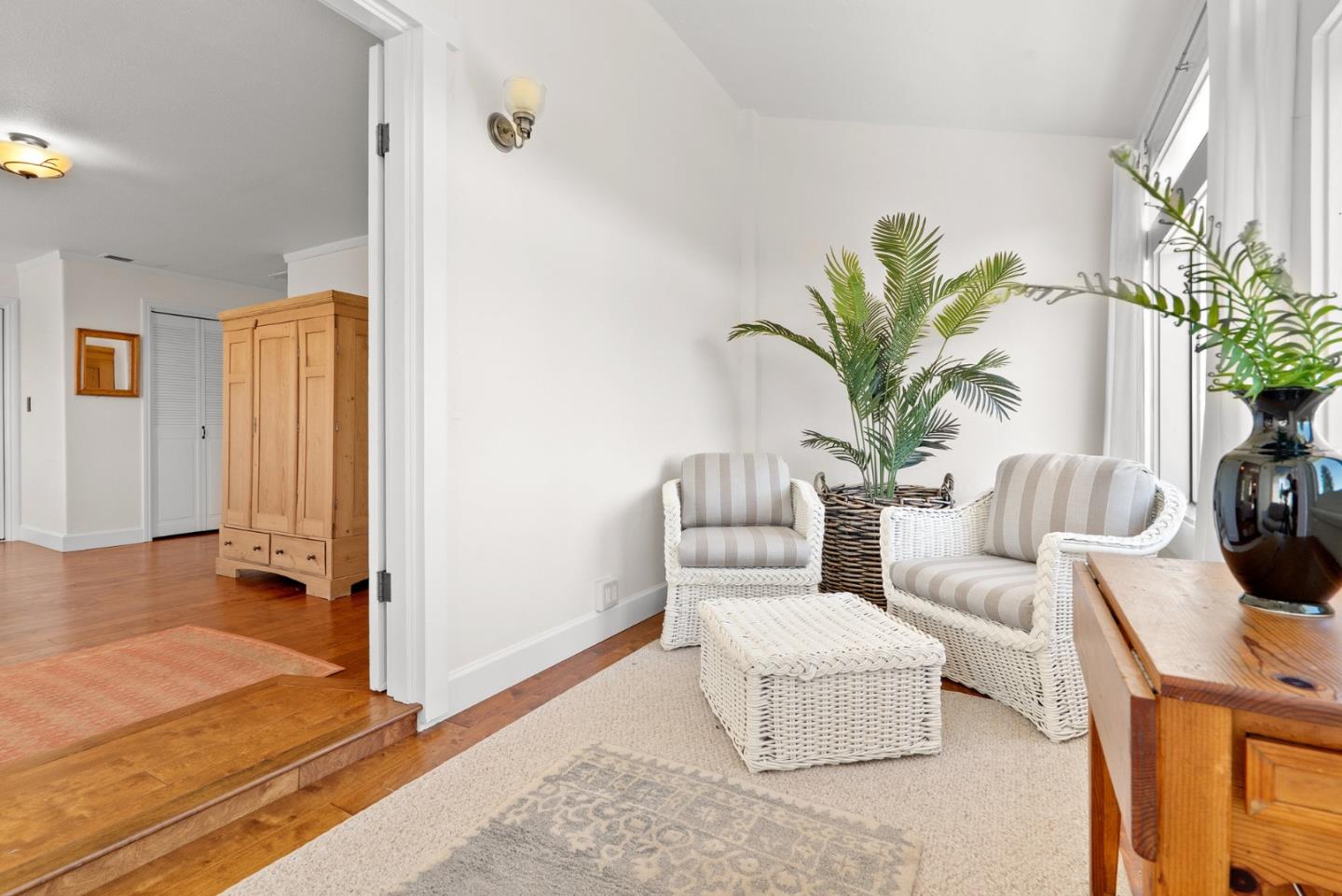Detail Gallery Image 44 of 136 For 7919 Empire Grade, Santa Cruz,  CA 95060 - 7 Beds | 6/2 Baths