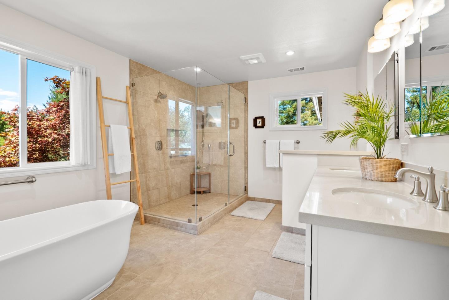 Detail Gallery Image 45 of 136 For 7919 Empire Grade, Santa Cruz,  CA 95060 - 7 Beds | 6/2 Baths