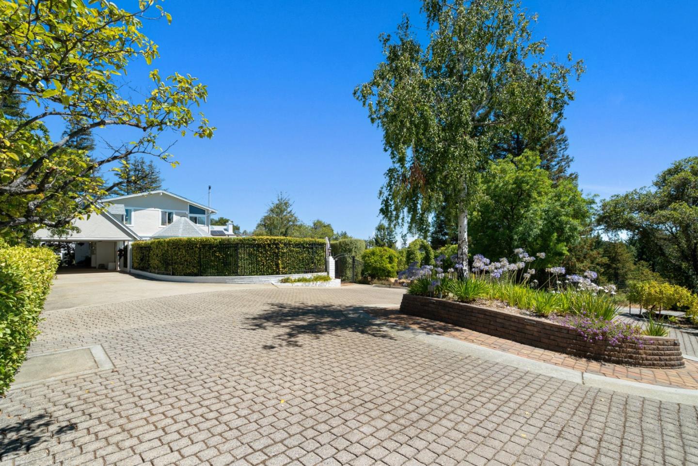 Detail Gallery Image 68 of 136 For 7919 Empire Grade, Santa Cruz,  CA 95060 - 7 Beds | 6/2 Baths