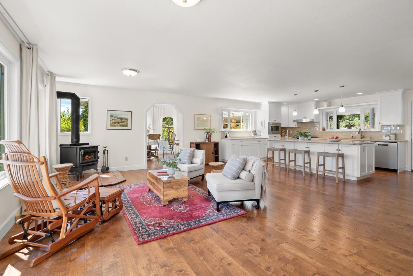 Detail Gallery Image 9 of 136 For 7919 Empire Grade, Santa Cruz,  CA 95060 - 7 Beds | 6/2 Baths