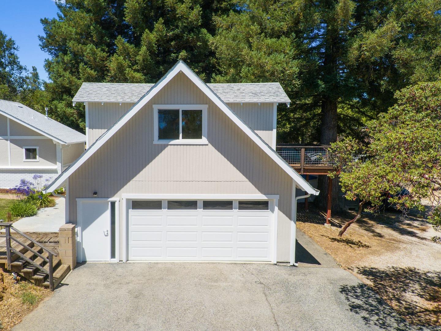 Detail Gallery Image 93 of 136 For 7919 Empire Grade, Santa Cruz,  CA 95060 - 7 Beds | 6/2 Baths