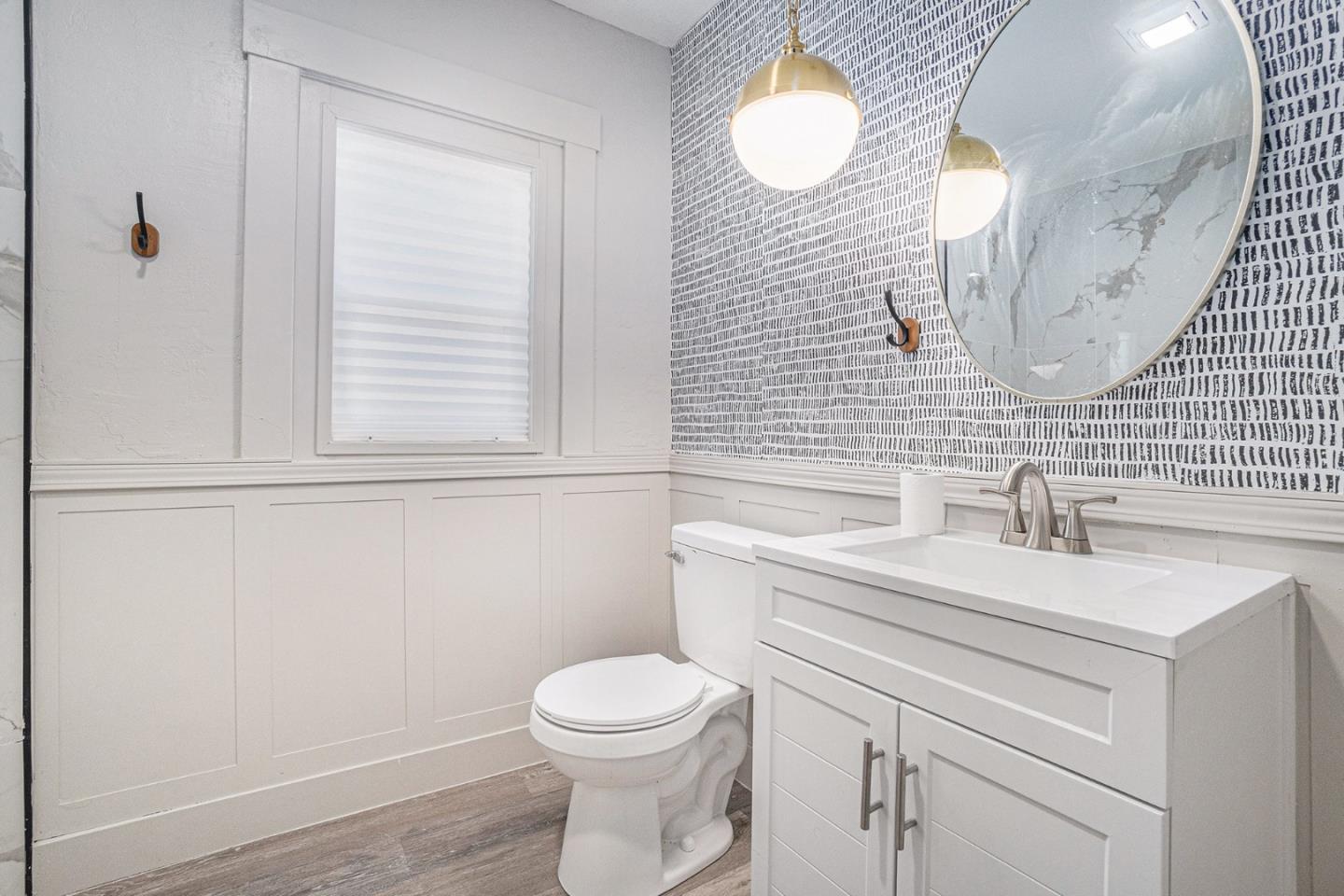Detail Gallery Image 12 of 17 For 513 Arch St, Martinez,  CA 94553 - 2 Beds | 1 Baths
