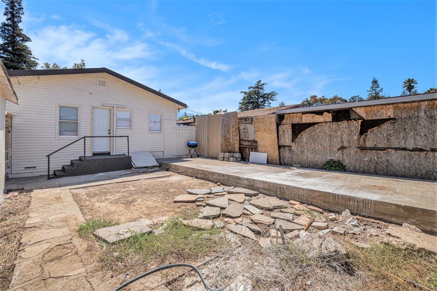 Detail Gallery Image 15 of 17 For 513 Arch St, Martinez,  CA 94553 - 2 Beds | 1 Baths