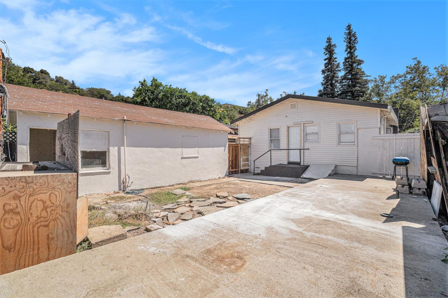 Detail Gallery Image 16 of 17 For 513 Arch St, Martinez,  CA 94553 - 2 Beds | 1 Baths