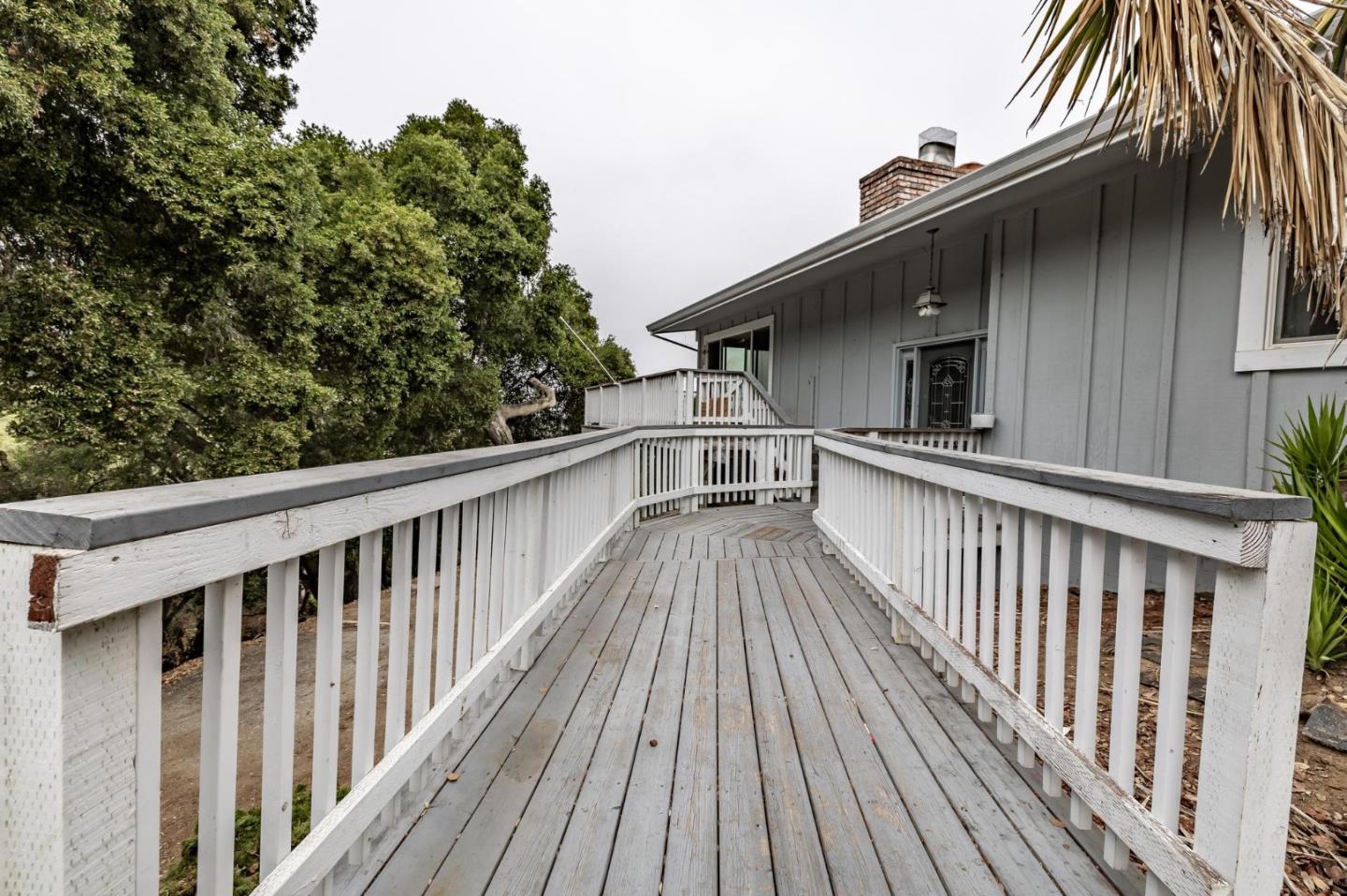 Detail Gallery Image 8 of 23 For 380 Hillside Rd, San Juan Bautista,  CA 95045 - 3 Beds | 3 Baths