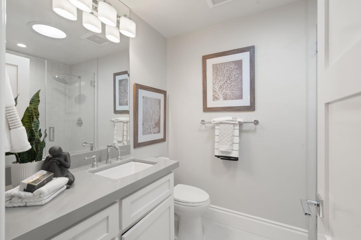 Detail Gallery Image 34 of 79 For 1052 Lovoi Way, San Jose,  CA 95125 - 4 Beds | 3 Baths