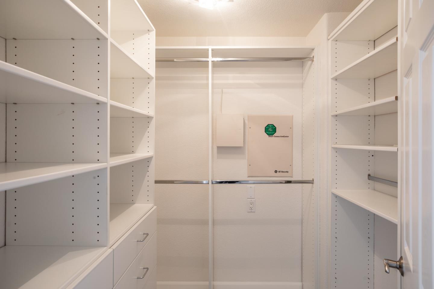 Detail Gallery Image 10 of 31 For 1788 Camino Leonor, San Jose,  CA 95131 - 1 Beds | 1/1 Baths