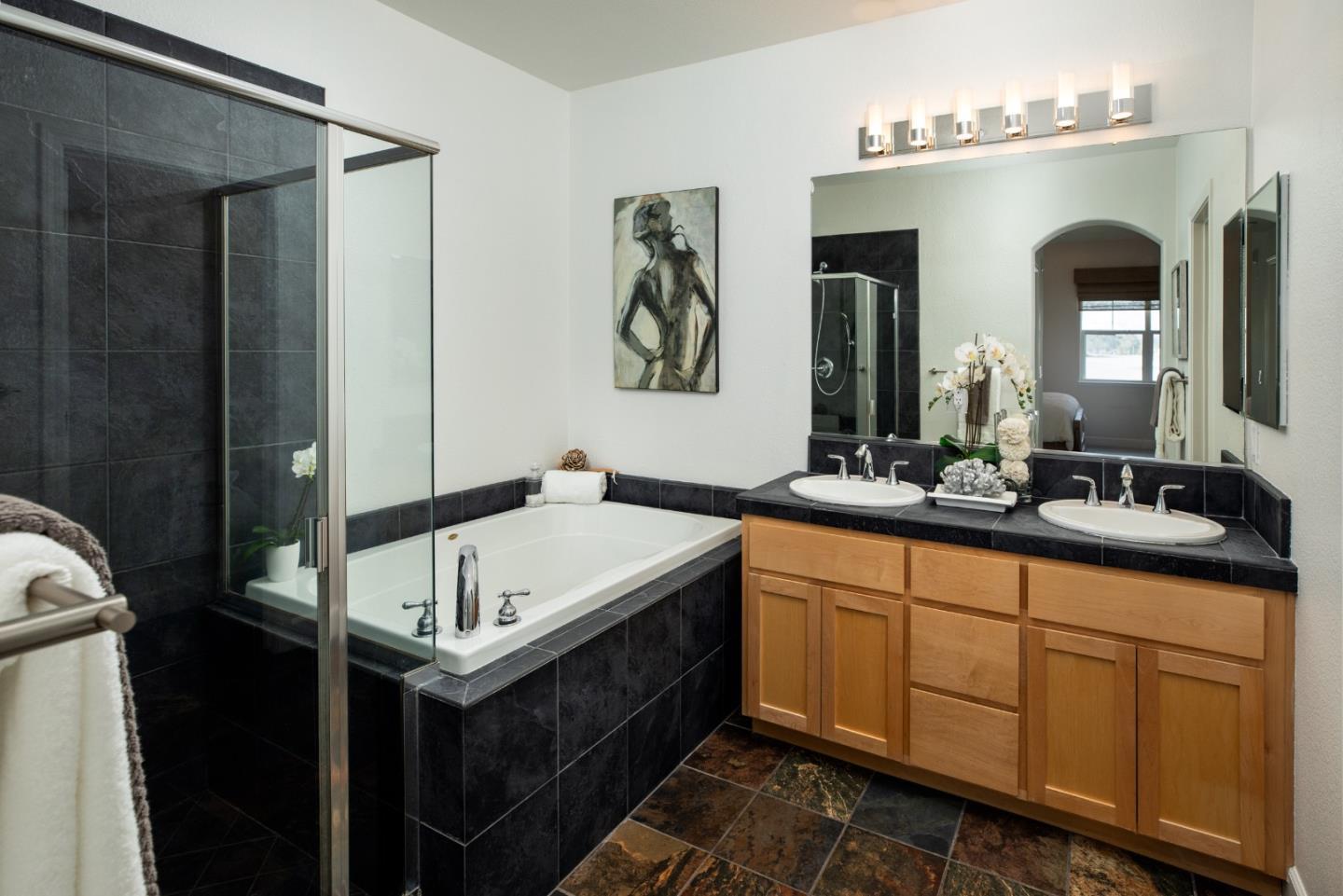 Detail Gallery Image 13 of 31 For 1788 Camino Leonor, San Jose,  CA 95131 - 1 Beds | 1/1 Baths