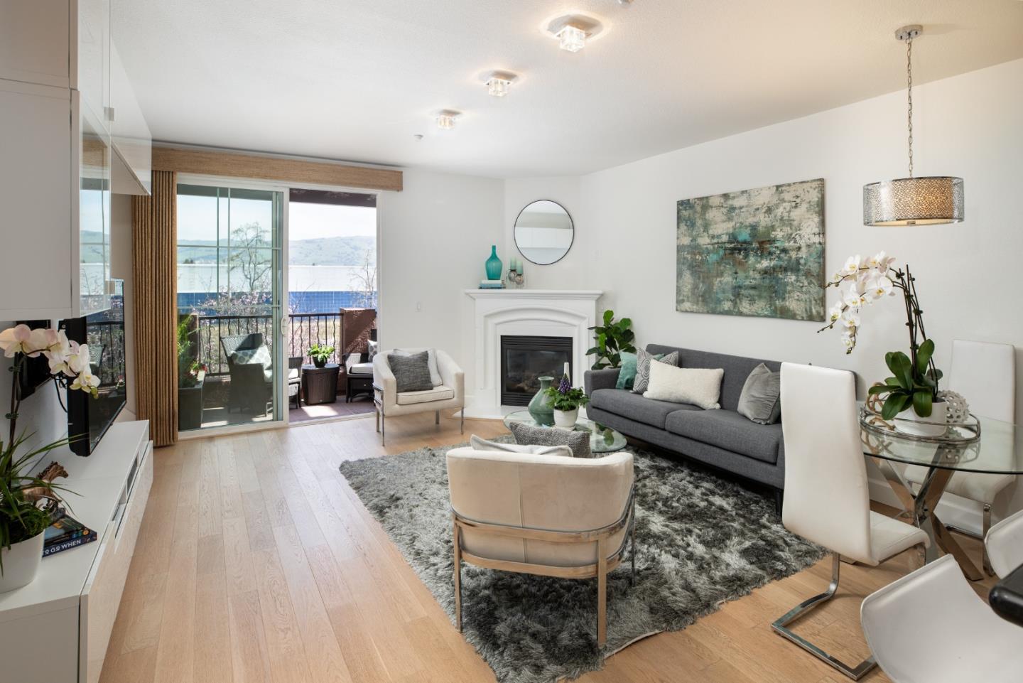 Detail Gallery Image 3 of 31 For 1788 Camino Leonor, San Jose,  CA 95131 - 1 Beds | 1/1 Baths