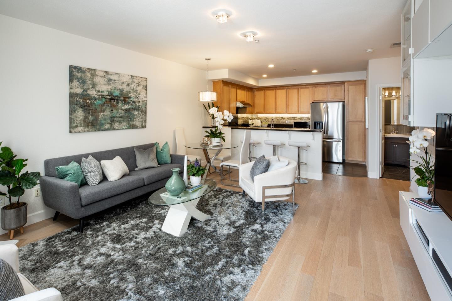 Detail Gallery Image 4 of 31 For 1788 Camino Leonor, San Jose,  CA 95131 - 1 Beds | 1/1 Baths
