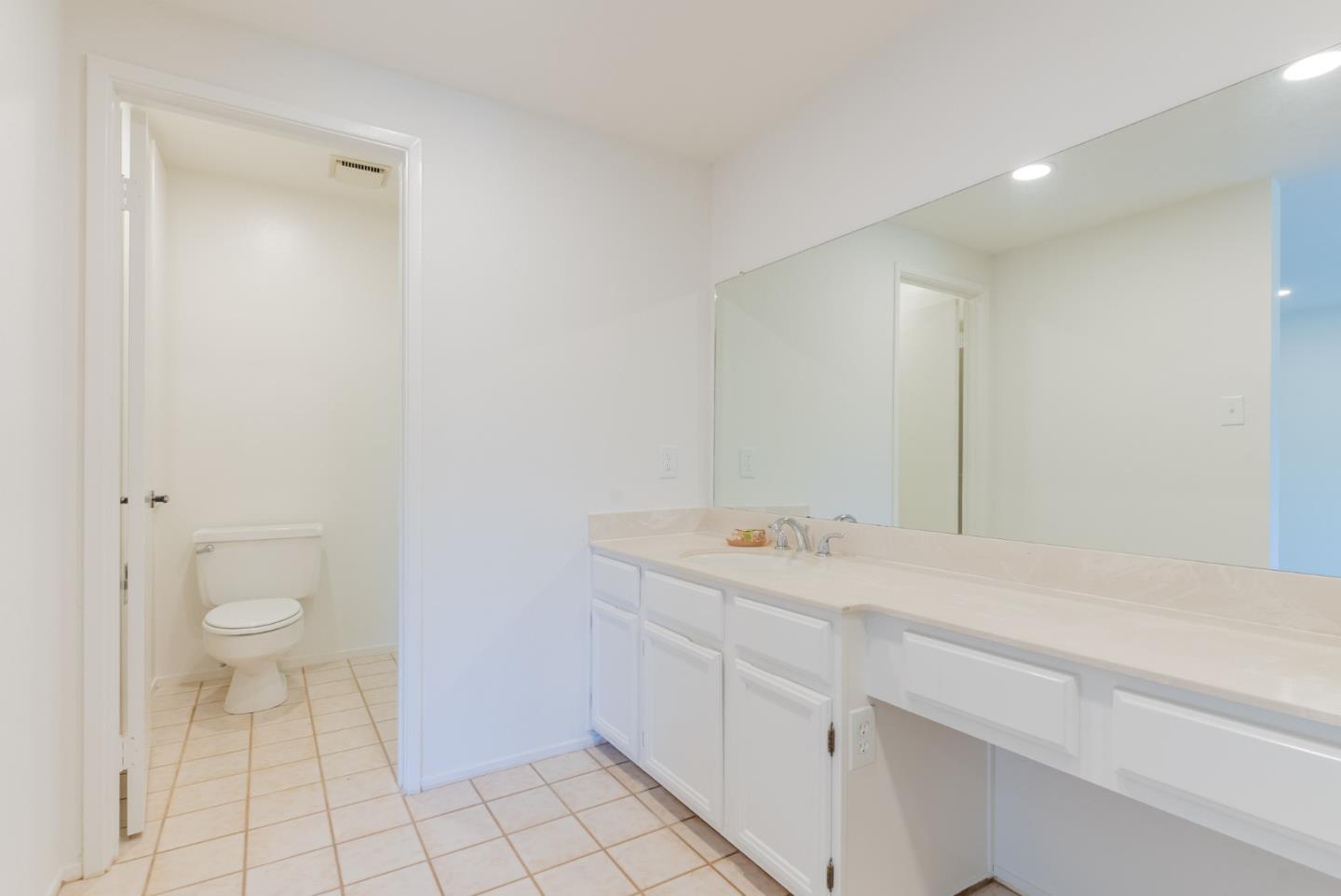 Detail Gallery Image 24 of 53 For 6 Havenridge Ct, San Mateo,  CA 94402 - 3 Beds | 2/1 Baths