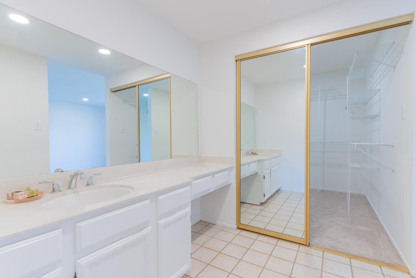 Detail Gallery Image 25 of 53 For 6 Havenridge Ct, San Mateo,  CA 94402 - 3 Beds | 2/1 Baths