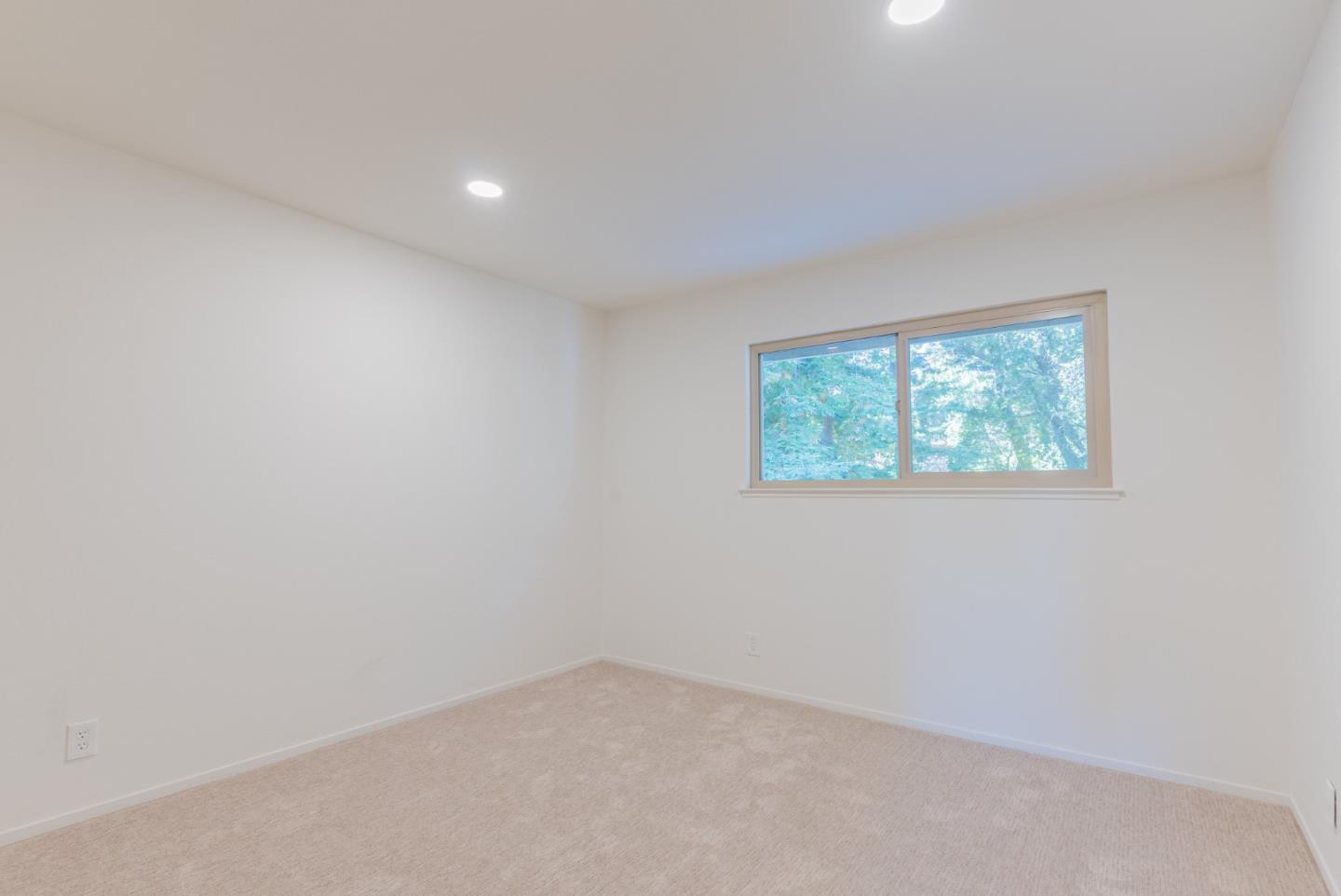 Detail Gallery Image 28 of 53 For 6 Havenridge Ct, San Mateo,  CA 94402 - 3 Beds | 2/1 Baths