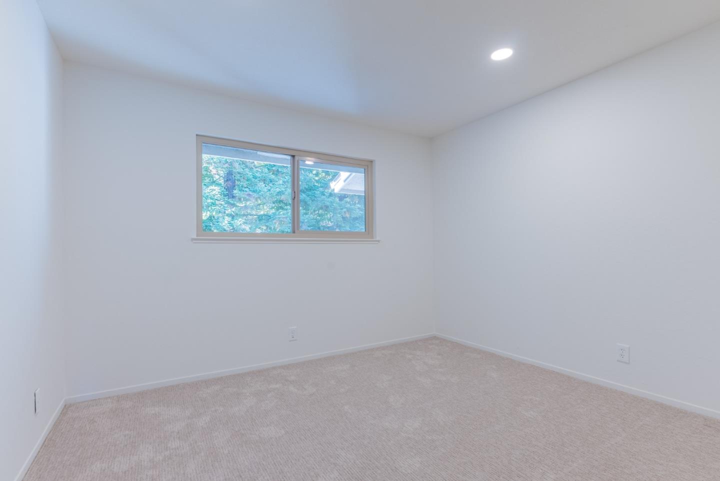 Detail Gallery Image 31 of 53 For 6 Havenridge Ct, San Mateo,  CA 94402 - 3 Beds | 2/1 Baths