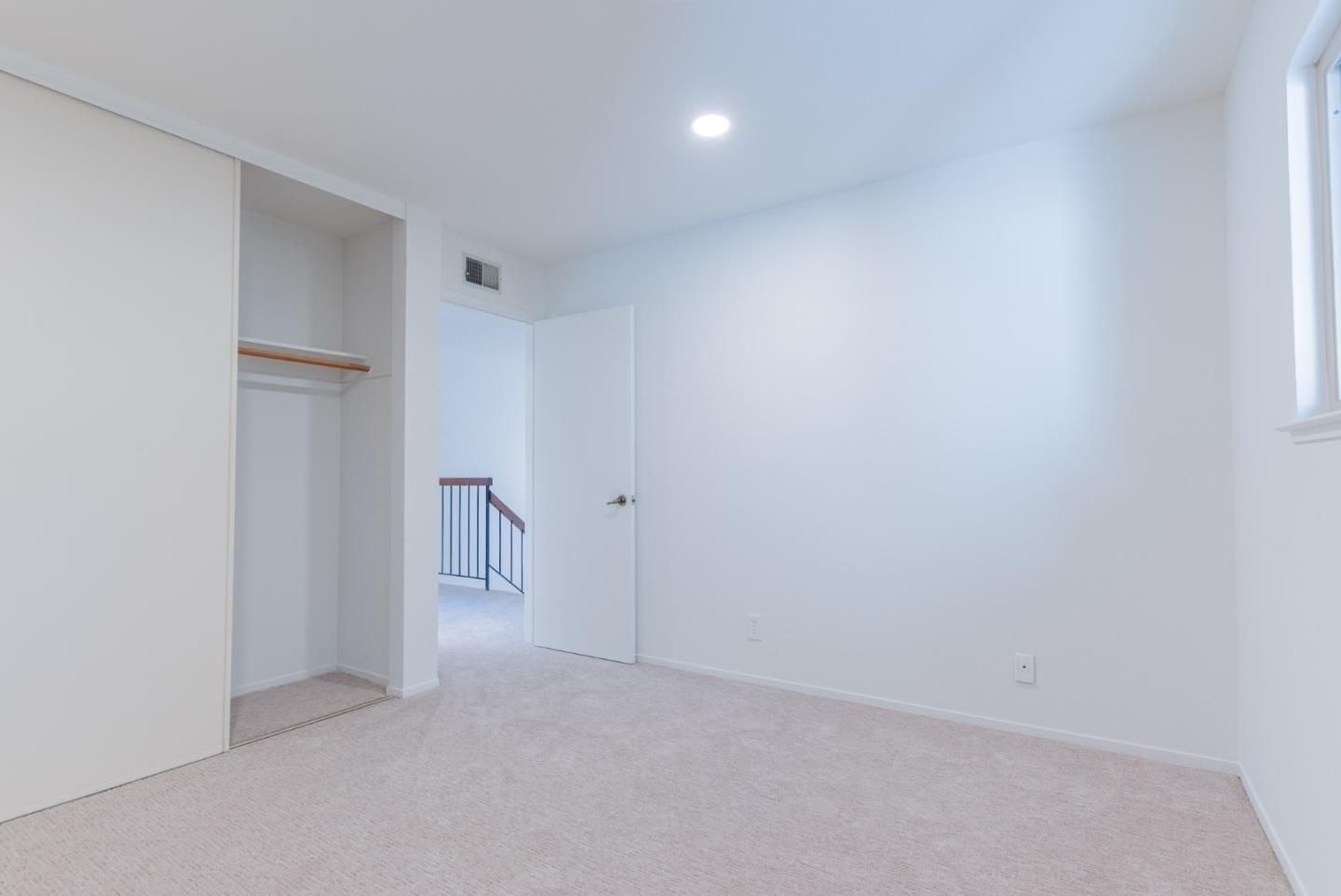 Detail Gallery Image 33 of 53 For 6 Havenridge Ct, San Mateo,  CA 94402 - 3 Beds | 2/1 Baths