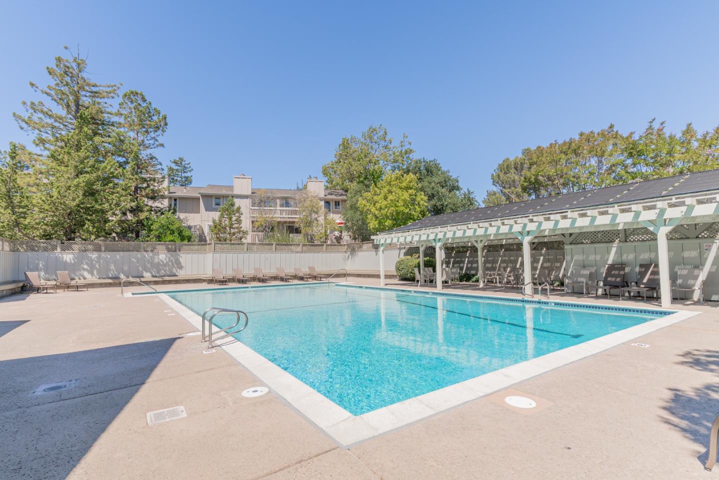 Detail Gallery Image 45 of 53 For 6 Havenridge Ct, San Mateo,  CA 94402 - 3 Beds | 2/1 Baths