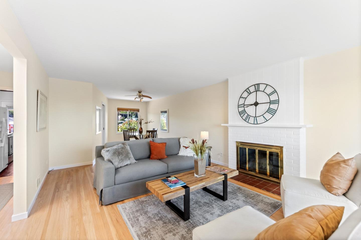 Detail Gallery Image 9 of 47 For 473 Chestnut Ave, San Bruno,  CA 94066 - 2 Beds | 1 Baths