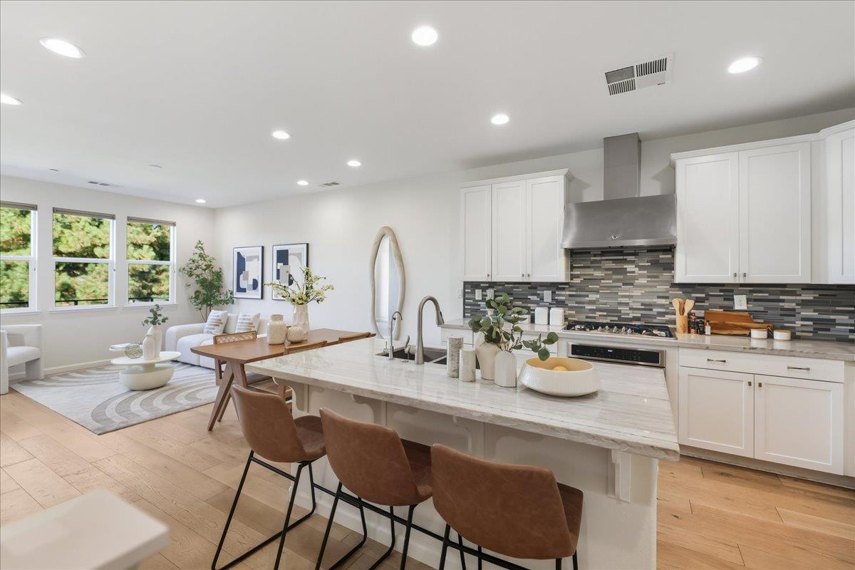 Detail Gallery Image 21 of 85 For 392 Charles Morris Ter, Sunnyvale,  CA 94085 - 4 Beds | 3 Baths