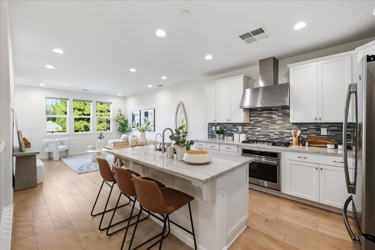 Detail Gallery Image 22 of 85 For 392 Charles Morris Ter, Sunnyvale,  CA 94085 - 4 Beds | 3 Baths