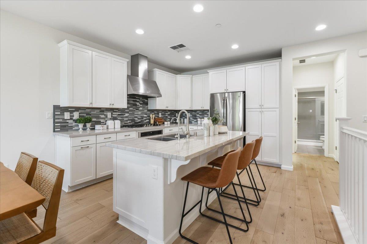 Detail Gallery Image 24 of 85 For 392 Charles Morris Ter, Sunnyvale,  CA 94085 - 4 Beds | 3 Baths