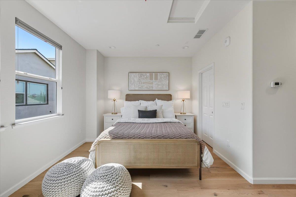 Detail Gallery Image 31 of 85 For 392 Charles Morris Ter, Sunnyvale,  CA 94085 - 4 Beds | 3 Baths