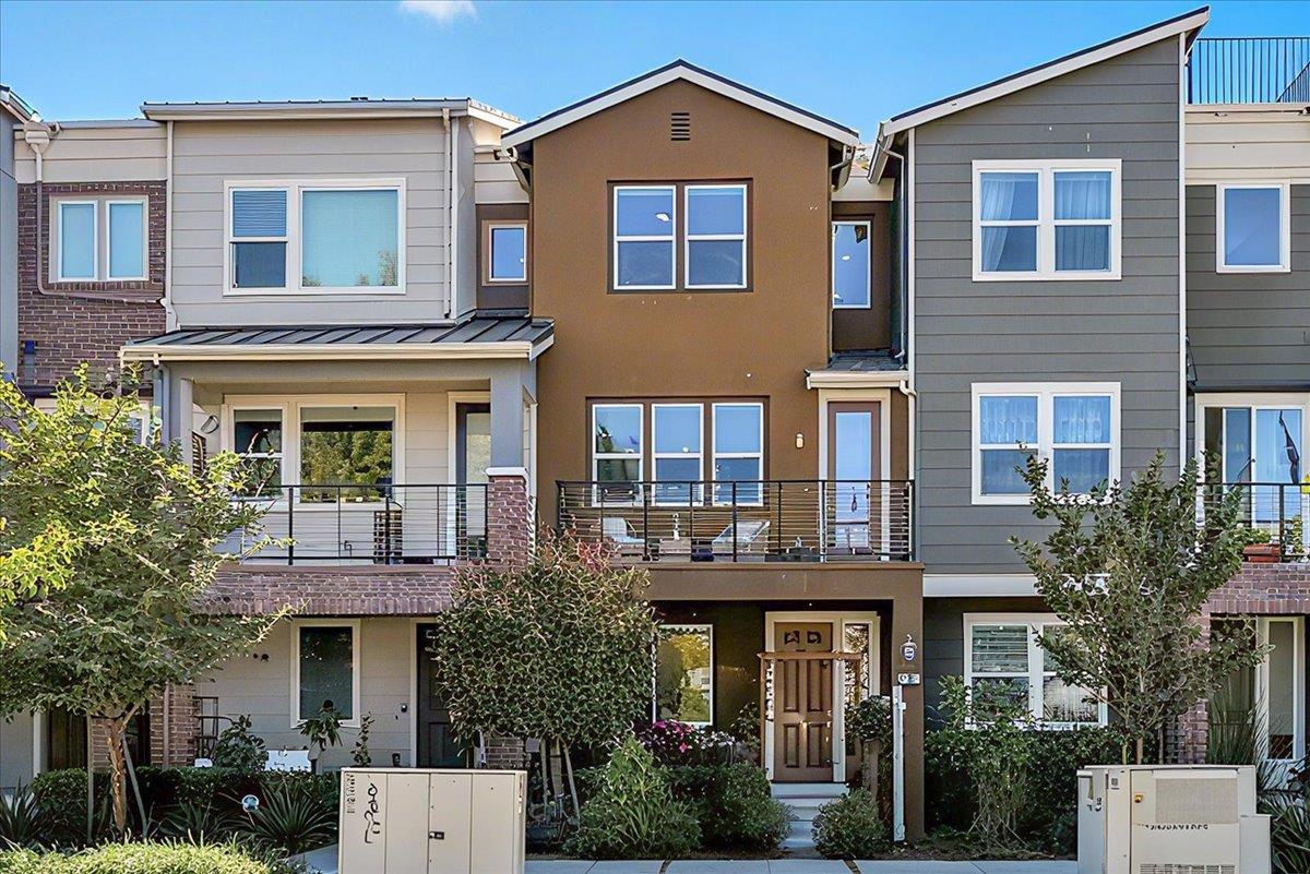 Detail Gallery Image 67 of 85 For 392 Charles Morris Ter, Sunnyvale,  CA 94085 - 4 Beds | 3 Baths