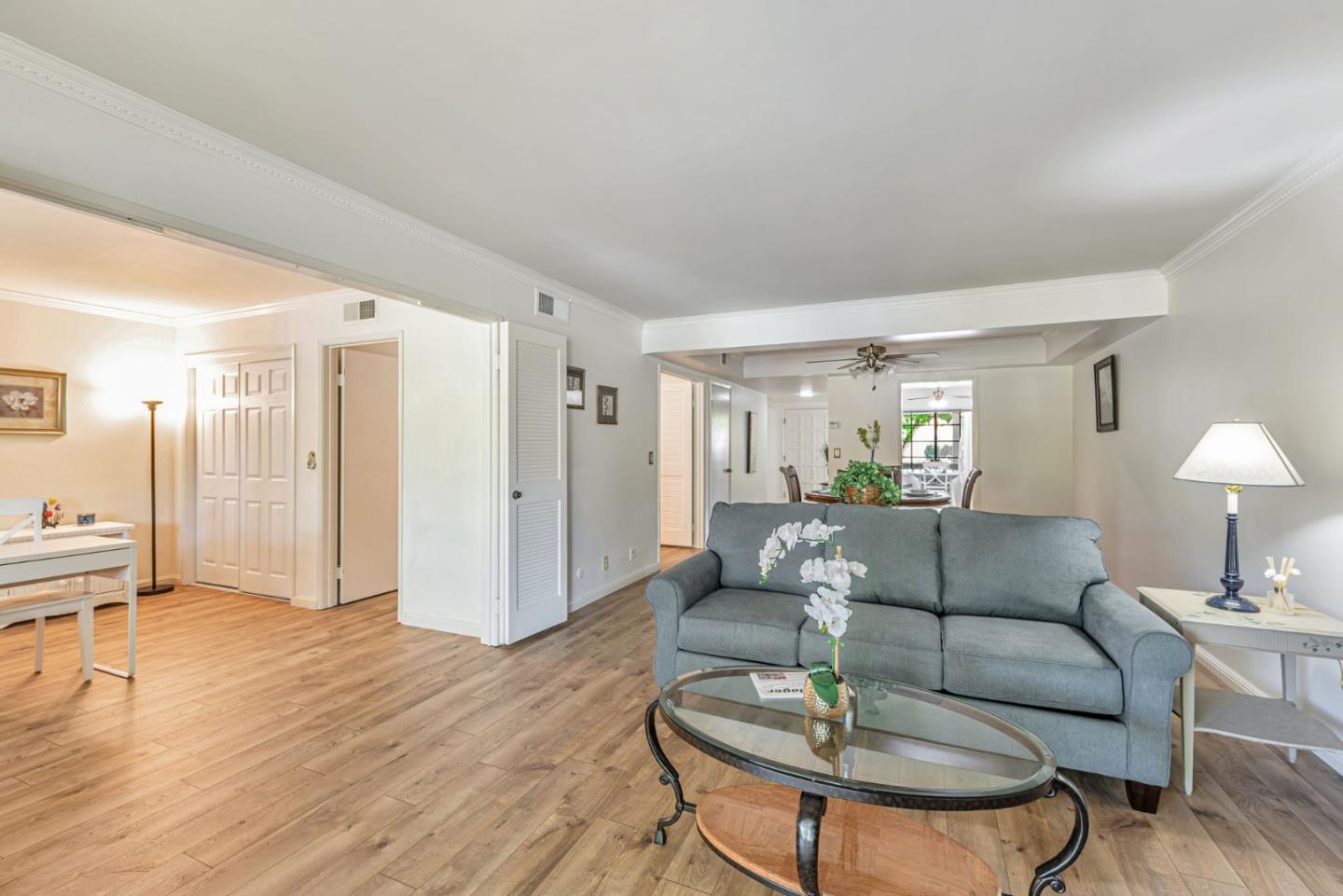 Detail Gallery Image 7 of 37 For 5271 Cribari, San Jose,  CA 95135 - 2 Beds | 2 Baths